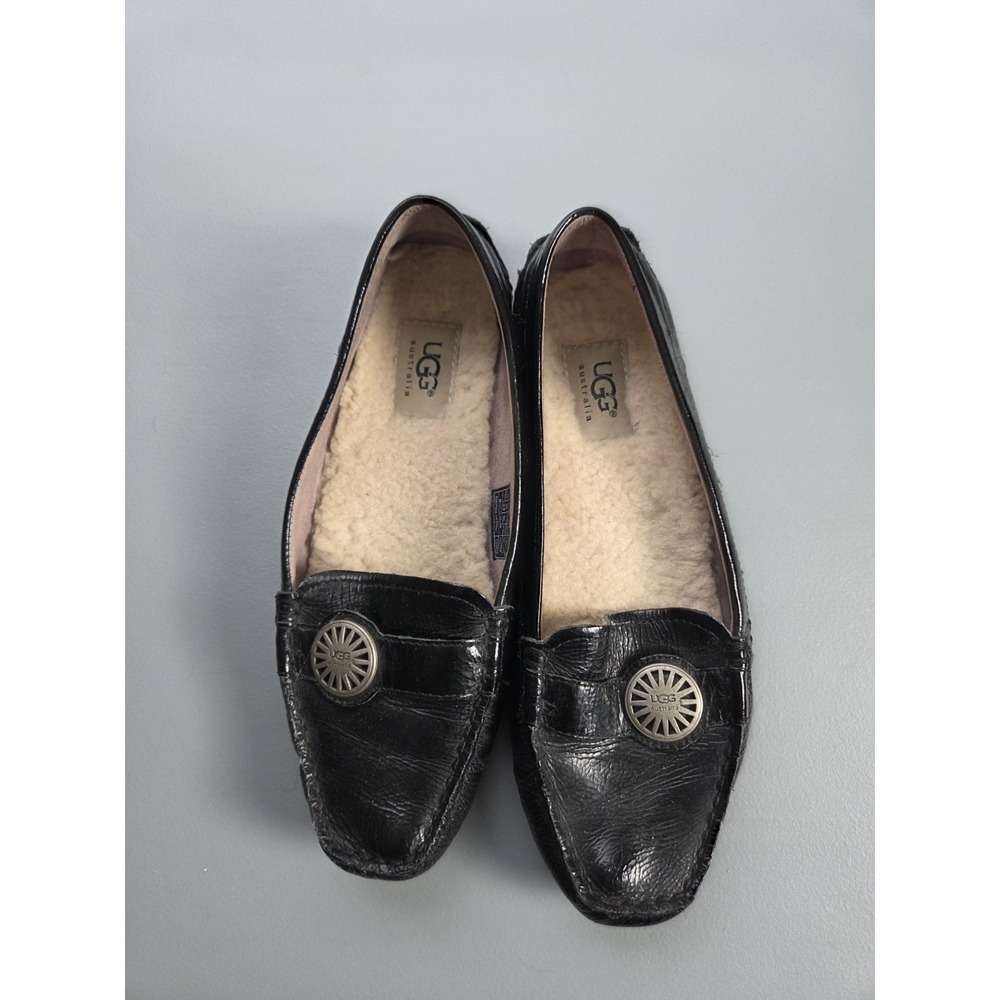 UGG Australia Black Slip On Flat Shoes Size 7 Black Leather Fur Lined Buckle
